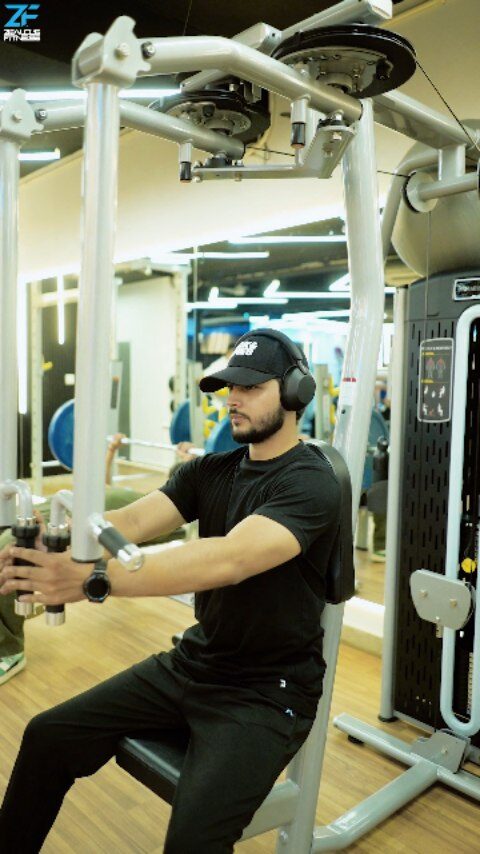 Instagram post from zealousfitnessgurgaon. This post is in position 1.